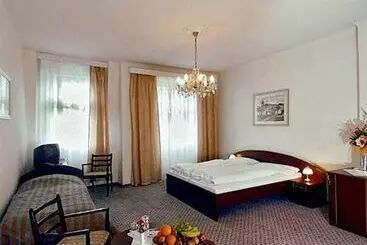 호텔 Orea Place Carlsbad