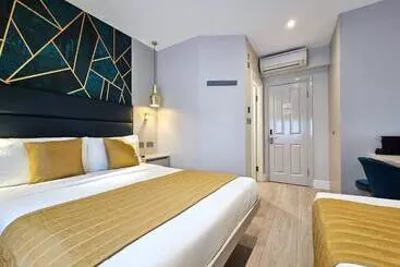 בית מלון כפרי Nox Hyde Park