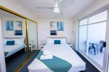 호텔 The Atrium Resort