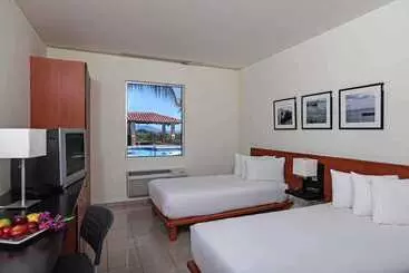 هتل Comfort Inn Real La Union