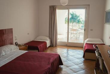 호텔 Grotta Di Tiberio