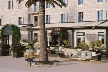 Hotelli Riva Marina Hvar
