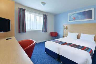 هتل Travelodge Bournemouth