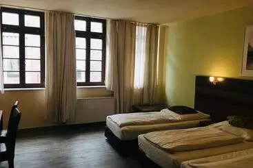 Отель Altdusseldorf