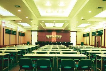 Otel Hanjiang International