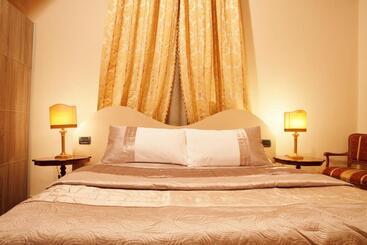 Bed and Breakfast Lucca Relais