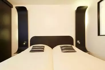 هتل Kyriad Deauville St Arnoult