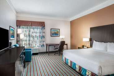 فندق La Quinta By Wyndham Bakersfield North