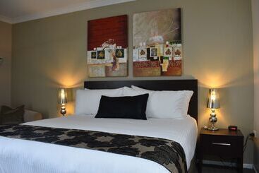 מוטל Best Western Kimba Lodge