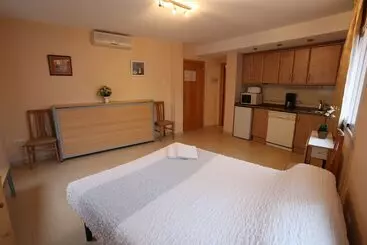 Aparthotel Royal Inn Apart