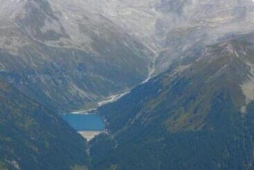 住宿加早餐  Cafe Schneider