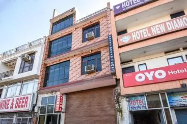 Hotel Oyo 69417 Dream Town