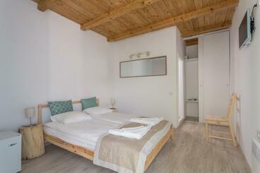 بنسيون Casa Stavros