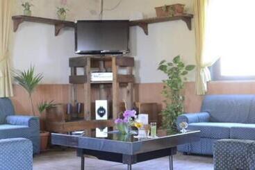 בית מלון כפרי Complesso L Oasi