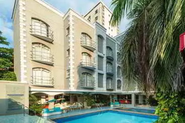 호텔 Country International