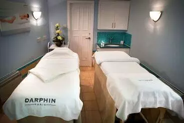 Hotel Dalhousie Castle