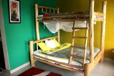 Hotel Bunyonyi Overland Resort