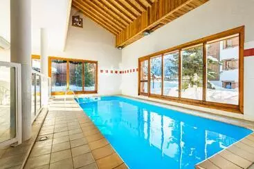 Apartment Lagrange Vacances Les Fermes De Samoëns