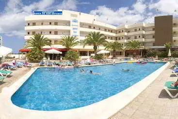 Apartamentos Bahia De San Antonio