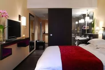 ホテル Eastwest Hôtel By Malone