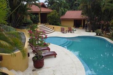 호텔 Ritmo Tropical   Pool And Breakfast