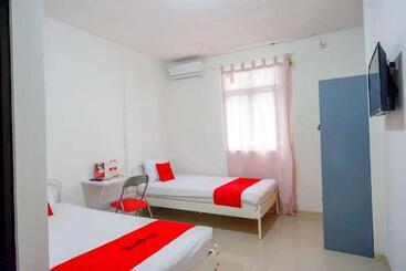 Hotell Reddoorz Syariah Near Universitas Jenderal Soedirman 2