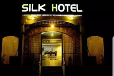 هتل Silk  Faisalabad