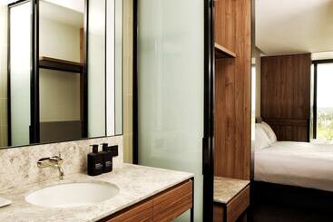 Aparthotel A By Adina Canberra