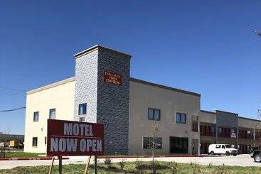 Hotel Lone Star Inn   Dickinson