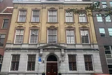 Hotelli The Velvet Lodge