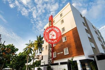 ホテル Capital O 37222 Kiran S Pride Service Apartment