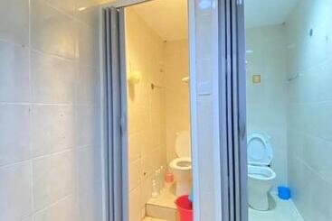 فندق H2 Segama Backpacker