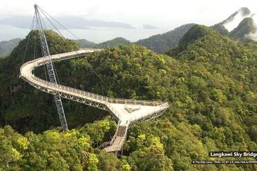 בית מלון כפרי Kampung Guest House   Hostel