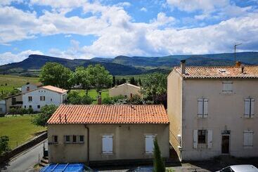 酒店 L Ours Des Corbières Chambres D Hôtes