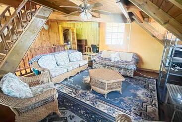 هتل آپارتمان Coco Mango Suites