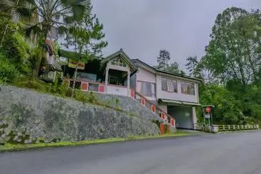 Hotel Oyo 90258 New Aprilla