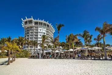 ホテル Bellwether Beach Resort