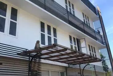 Bed & Breakfast Raveendra Inn