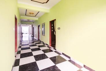 Hotel Spot On 72514 Arnav And Restaurant