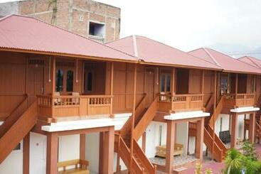 Szálloda Granada Inn Palu