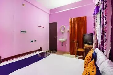 Hotel Spot On Rohini Residency Kadampuzha