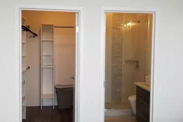 هتل آپارتمان Liv Extended Stay