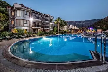 Golden Life Heights Deluxe Suite Hotel   Adults Only