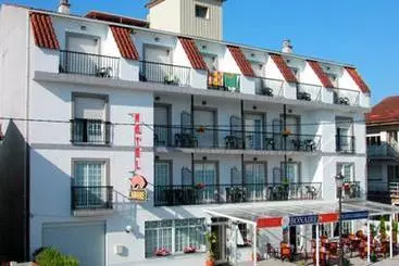 בית מלון כפרי Bonaire