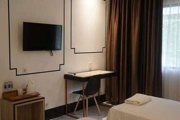 Otel De Ningrat Topas Galeria