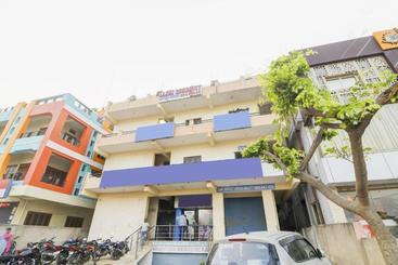 Hotel Spot On 76184 Laxmi Residency