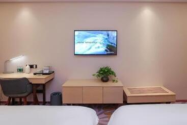 Lavande Hotels West Railway Station Xiangtan Avenue