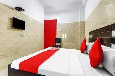Hôtel Oyo 77297  Mauryans