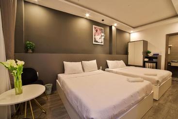 Phạm Gia Hotel đà Lạt