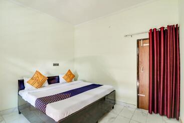 Hotelli Spot On 78256 Hotal Kesariya